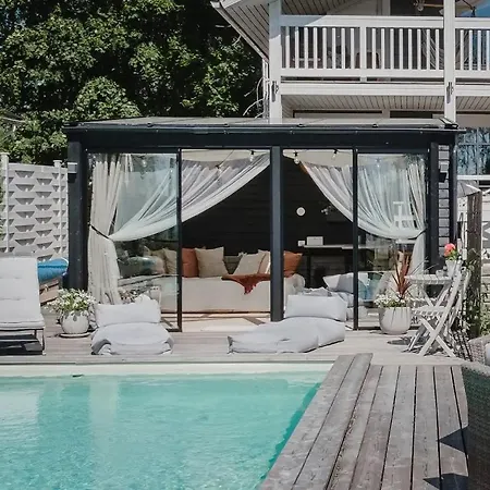 Villa Seafront - Pool - Jacuzzi - Gym -